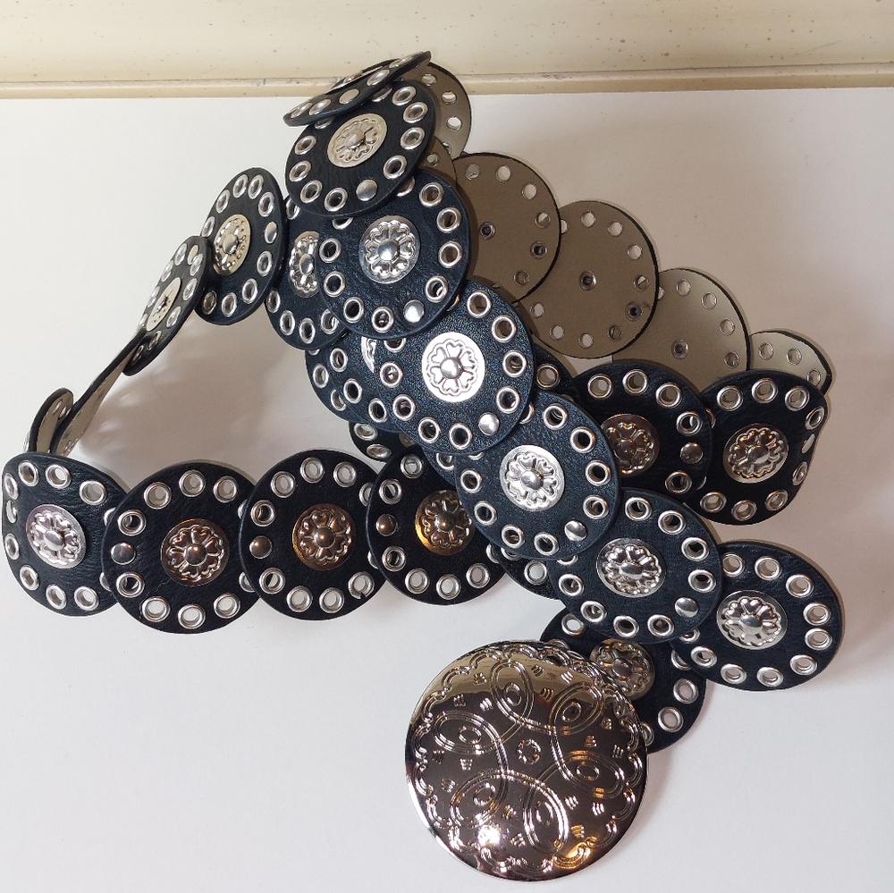 Decorative Disc Belt with Silver Accents medallion 80s Rocker chic style